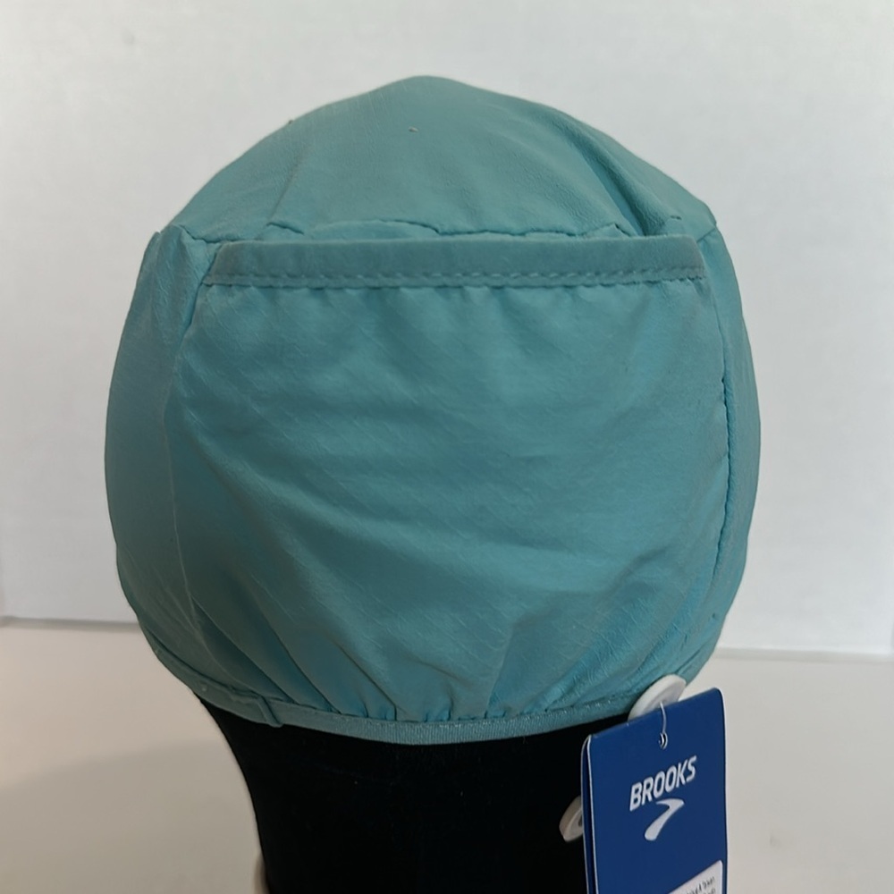 Brooks lightweight Packable hat - Picture 5 of 10